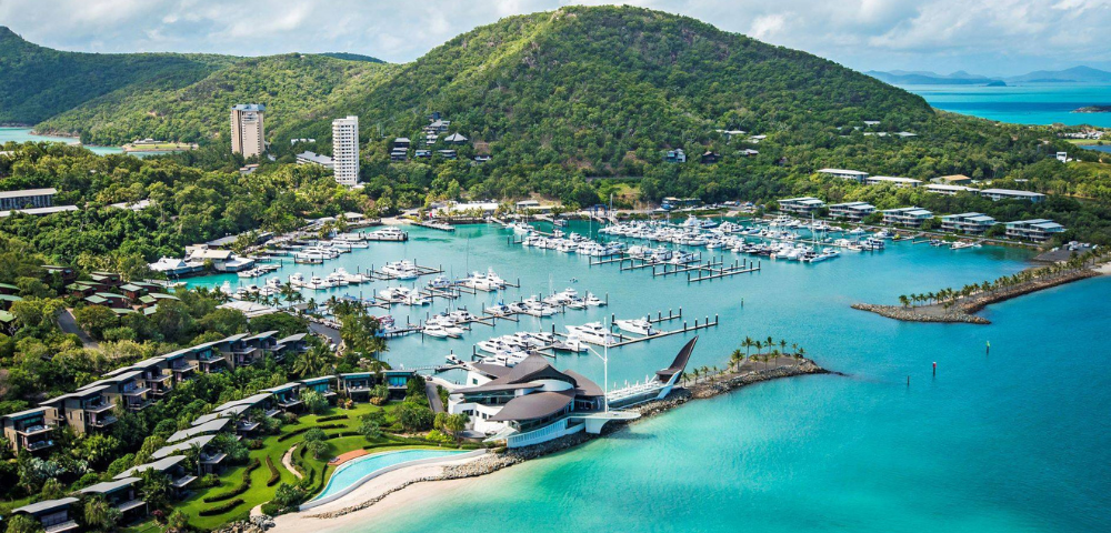 Hamilton-Island-Reef-View-Hotel-Marina-Aerial-1562630032-1000x480-5