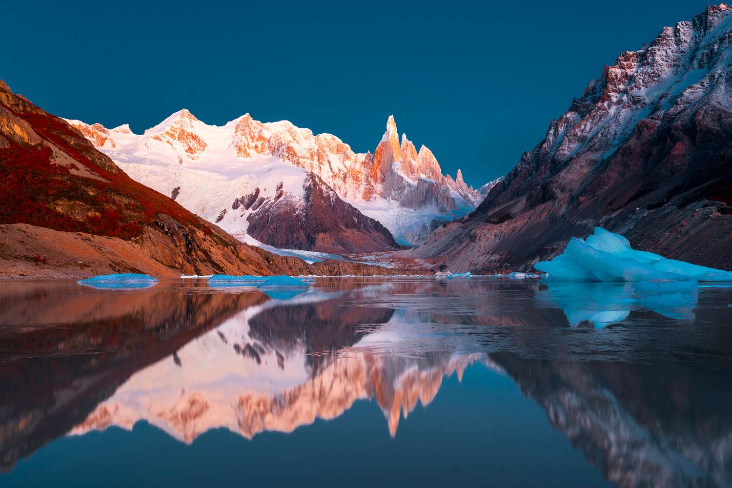 TAL-patagonia-argentina-recirc-ARGENTINATAX24-3564c677b3c14978a6342da2eef27ec7