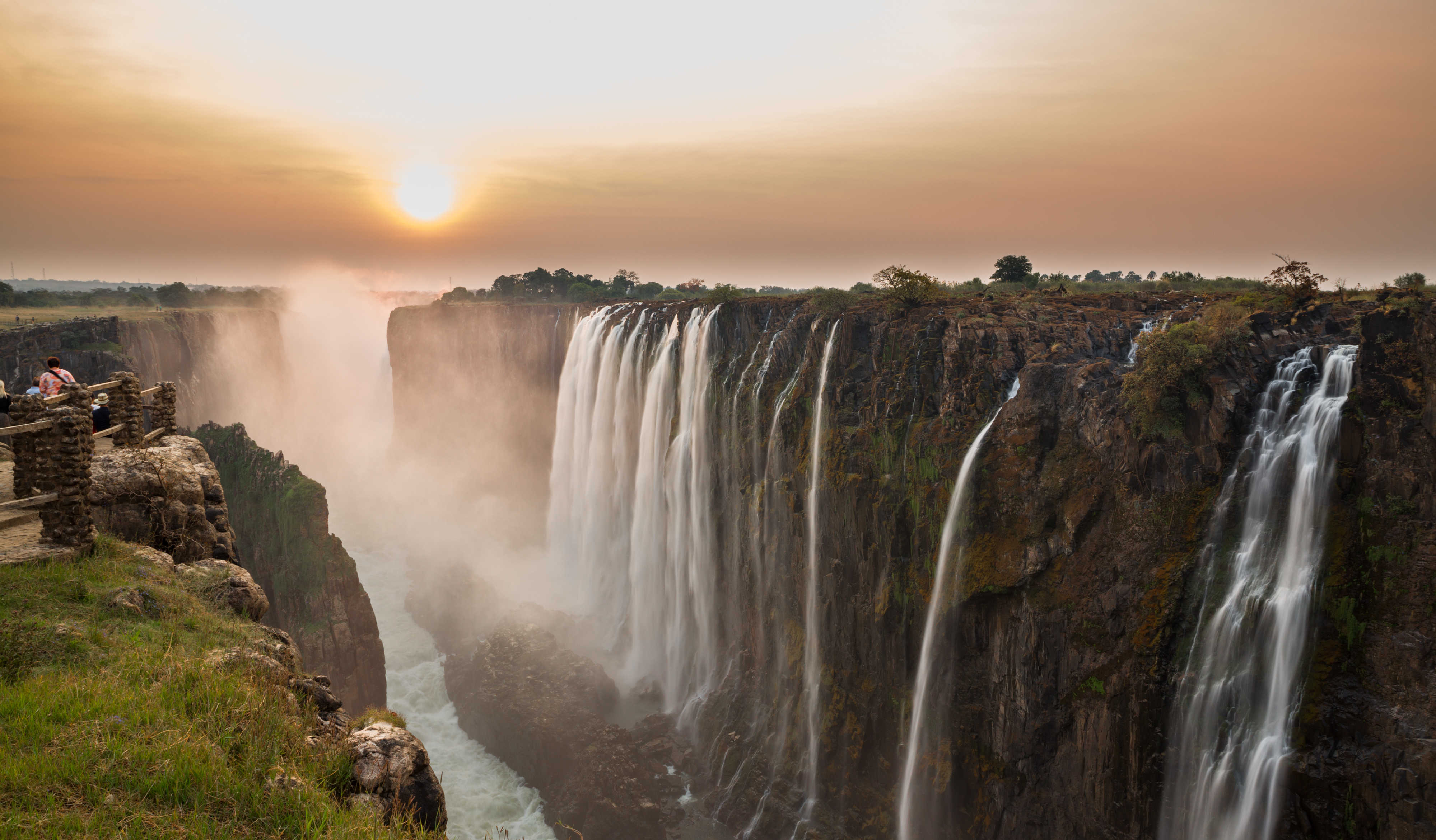 Victoria-Falls_optimized