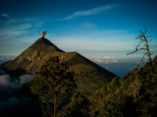 acatenango-volcano-204744