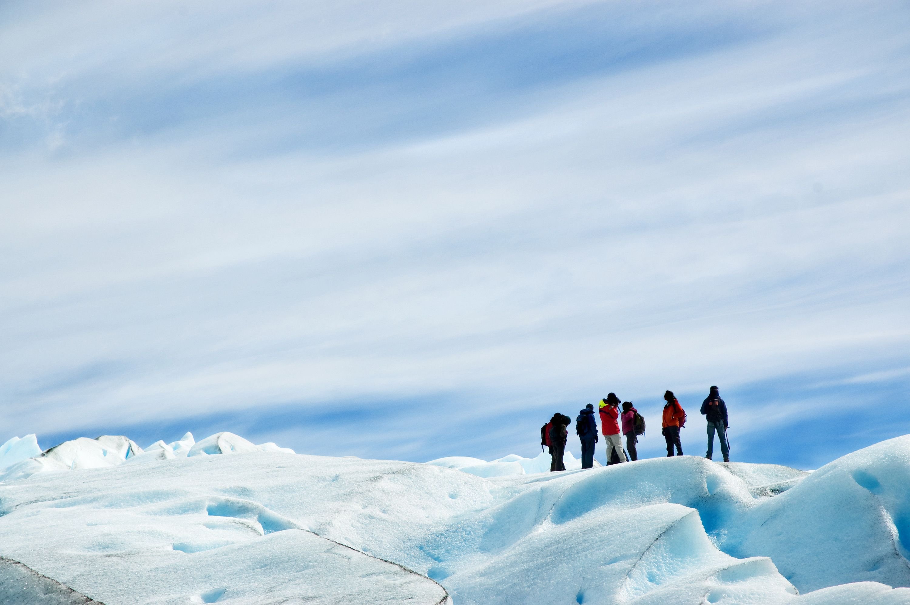 glacier-people-trekking-ice-trekking-14678