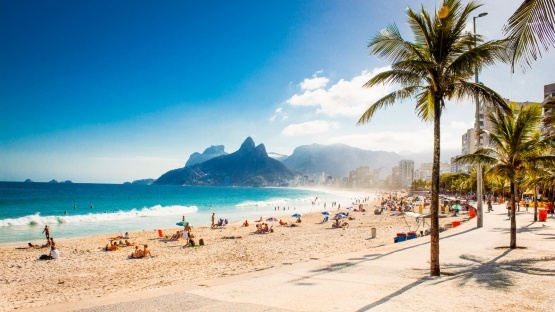 beach-ipanema-large-rio-de-janeiro_555_312_s_c1_center_center_0_0_1.jpeg