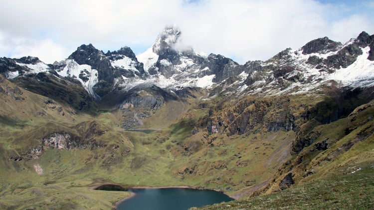 lares-lares-trek-large-1.jpeg