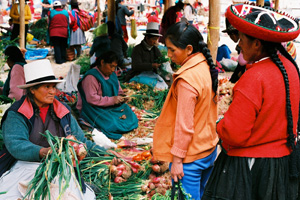 bigstock-Chinchero-sunday-market-Peru-23191121